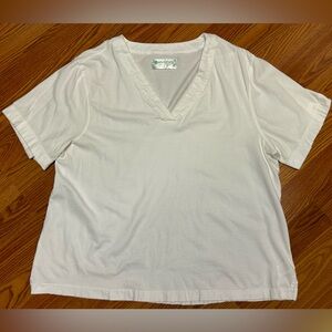 Aventura White V-Neck Short Sleeved T-Shirt XL